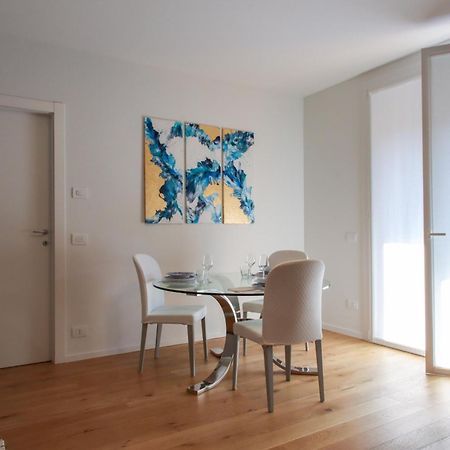Casa Ardo Wifi & Free Parking In Lecco Center Apartment Bagian luar foto