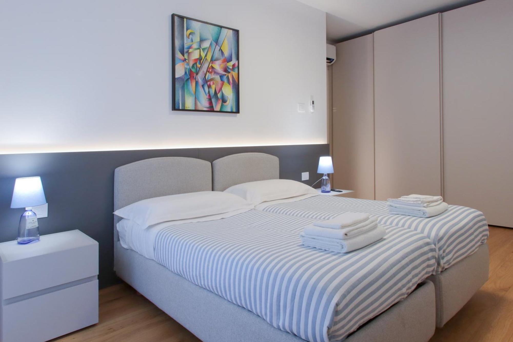 Casa Ardo Wifi & Free Parking In Lecco Center Apartment Bagian luar foto