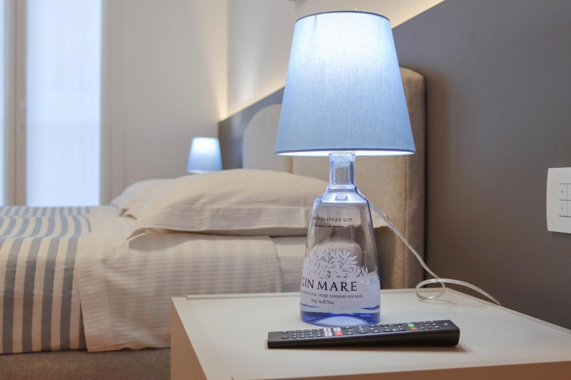 Casa Ardo Wifi & Free Parking In Lecco Center Apartment Bagian luar foto