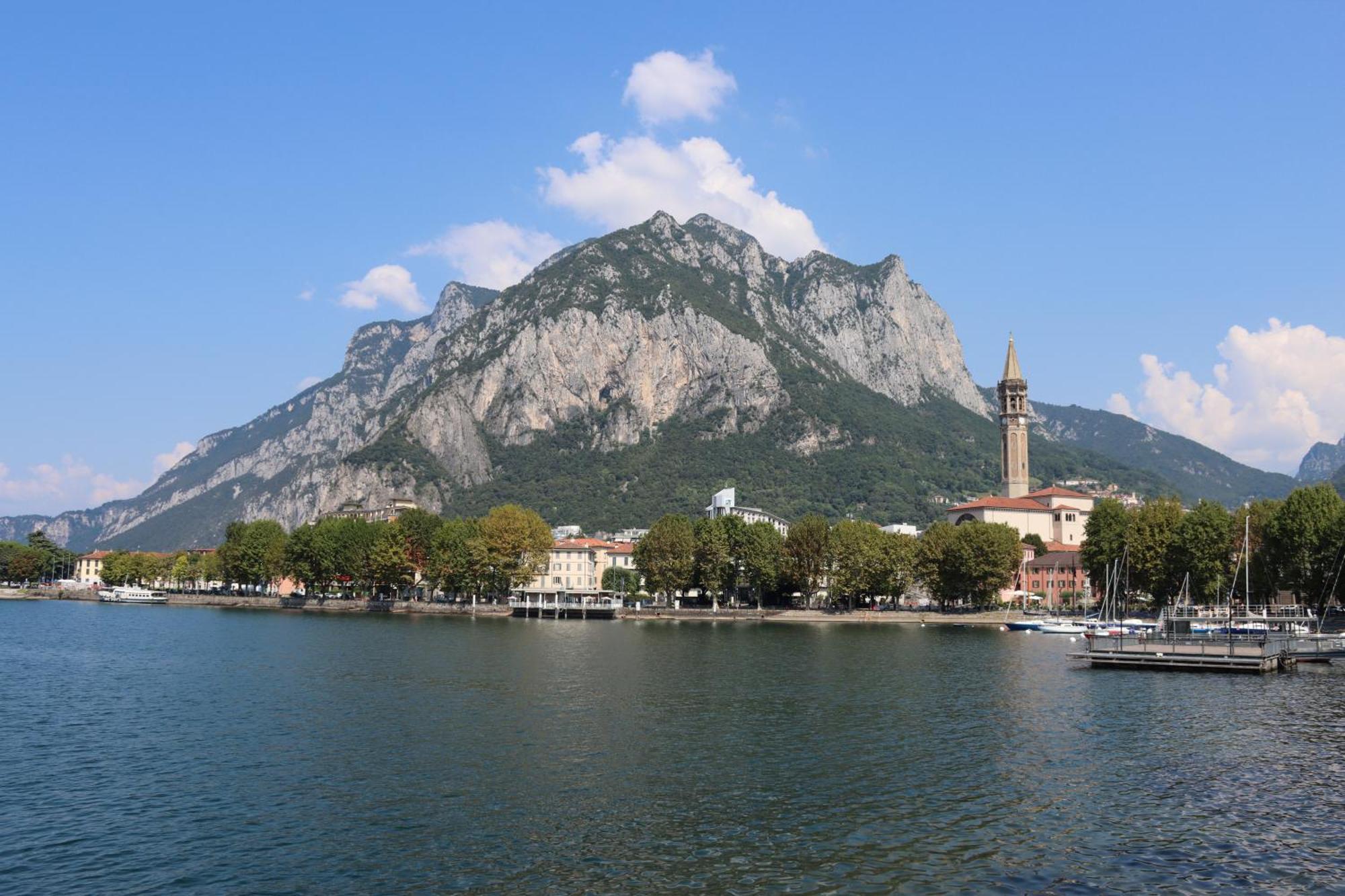 Casa Ardo Wifi & Free Parking In Lecco Center Apartment Bagian luar foto