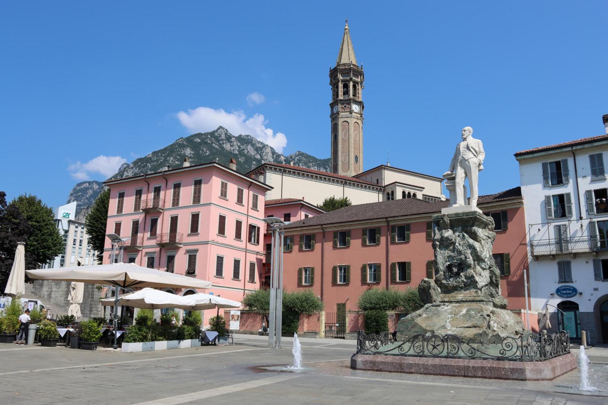 Casa Ardo Wifi & Free Parking In Lecco Center Apartment Bagian luar foto